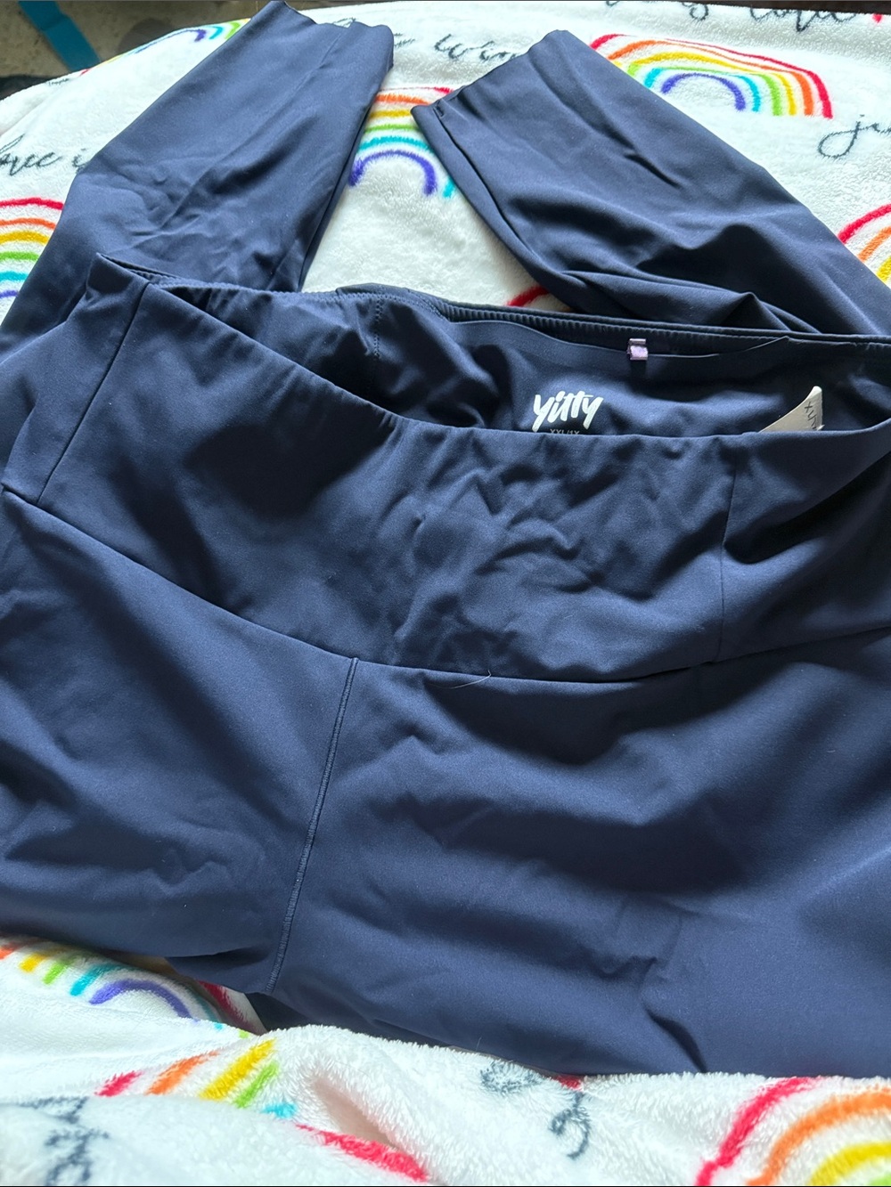 Woman’s 1x new YITTY Navy Active leggings Pants with pocket.
